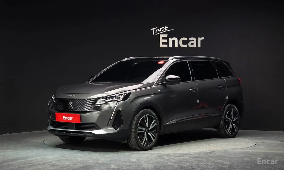 Фото 1 - Peugeot 5008