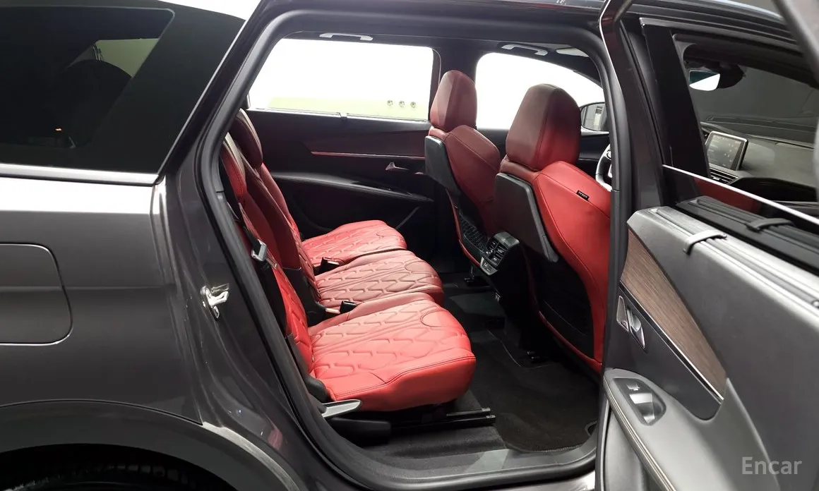 Фото 12 - Peugeot 5008