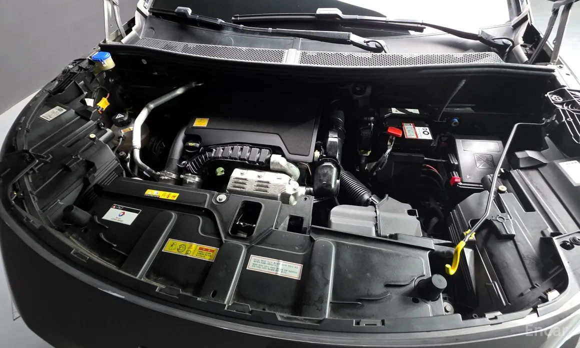 Фото 6 - Peugeot 5008