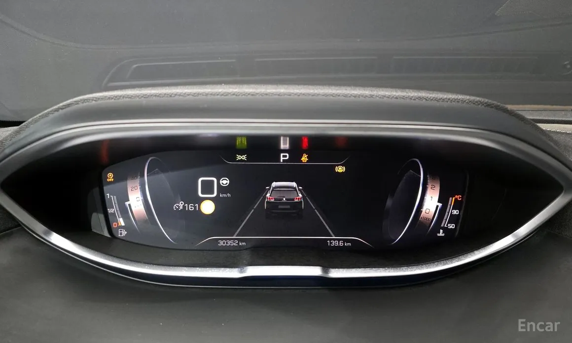 Фото 8 - Peugeot 5008