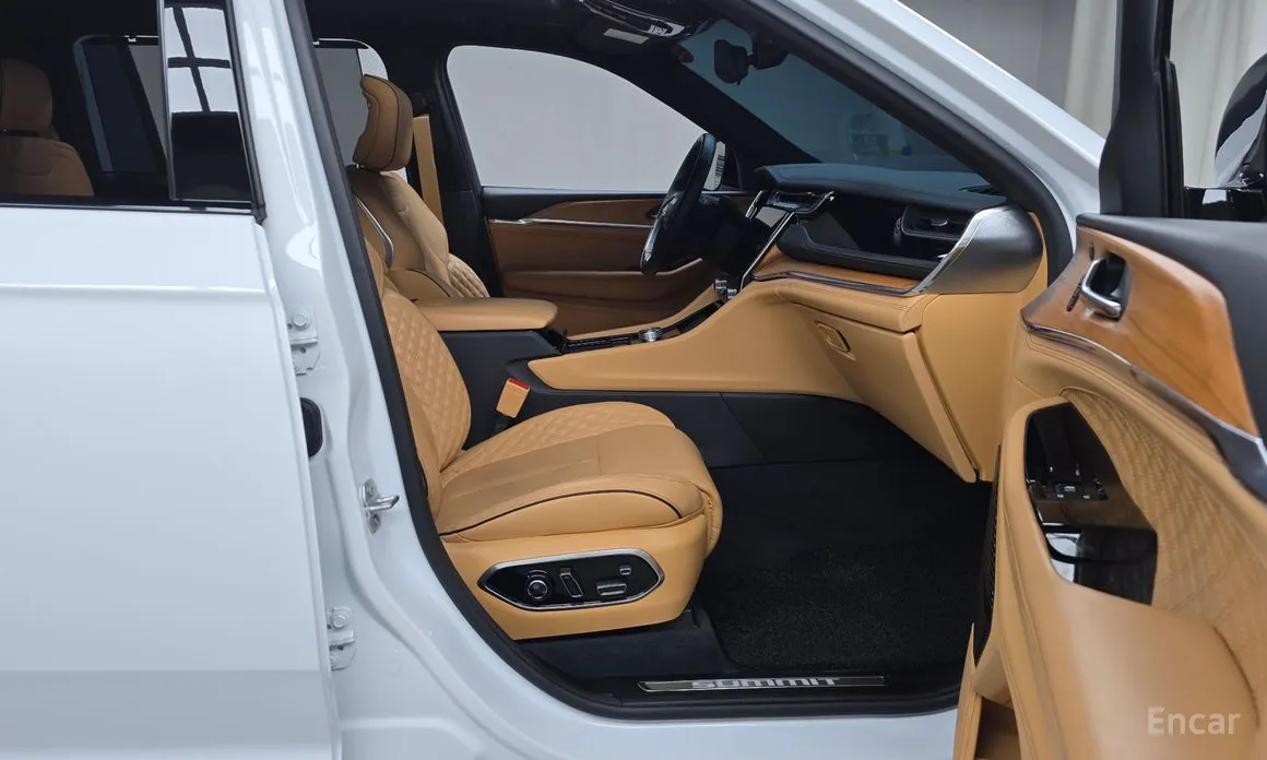 Фото 11 - Jeep Cherokee