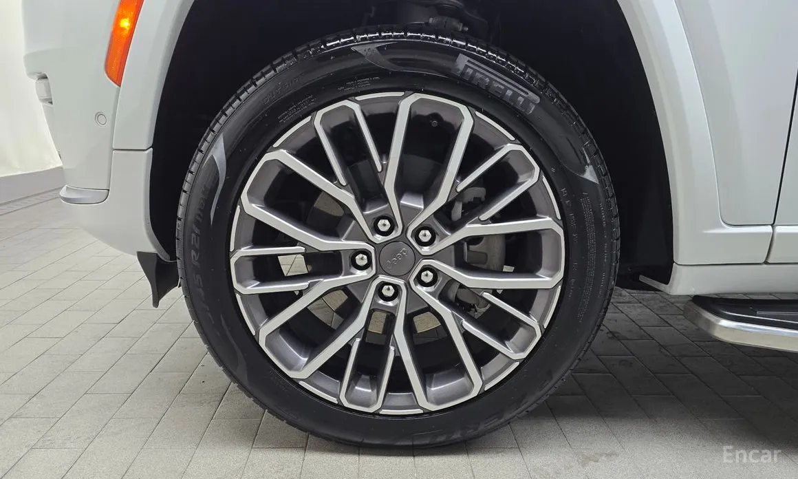 Фото 5 - Jeep Cherokee