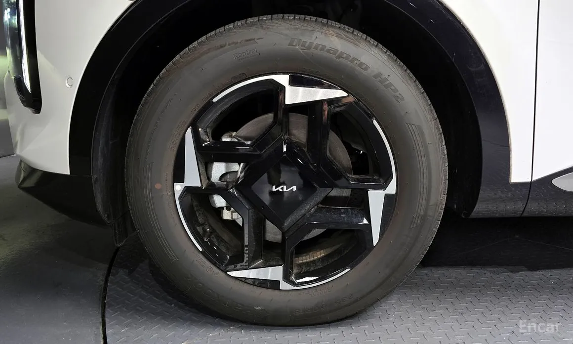 Фото 5 - Kia Sportage