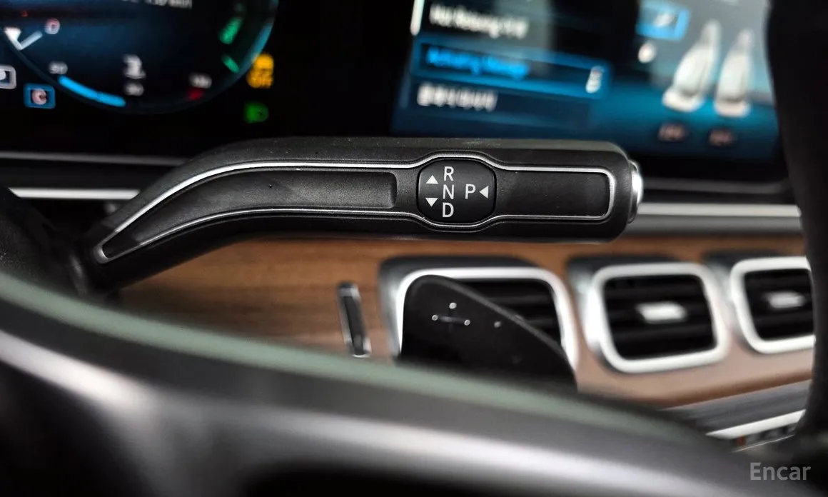 Фото 9 - Mercedes-Benz GLS-Class