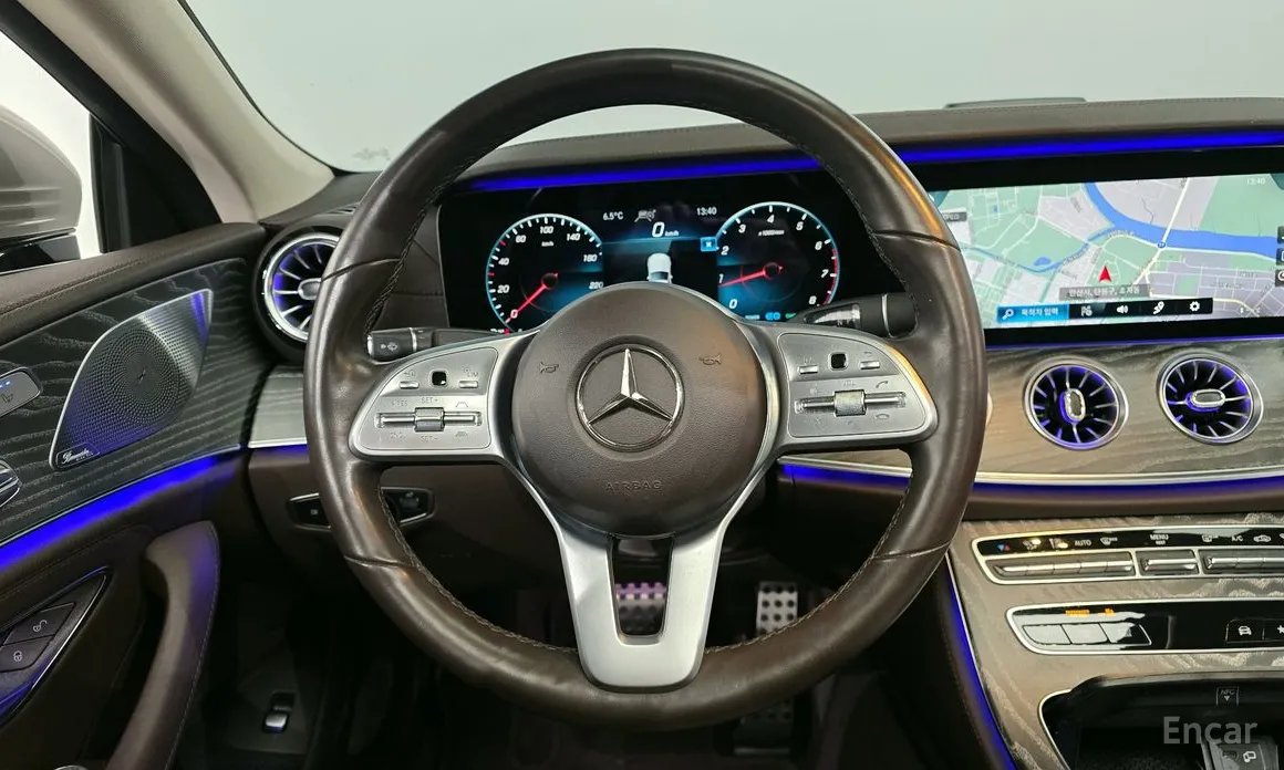 Фото 13 - Mercedes-Benz CLS-Class