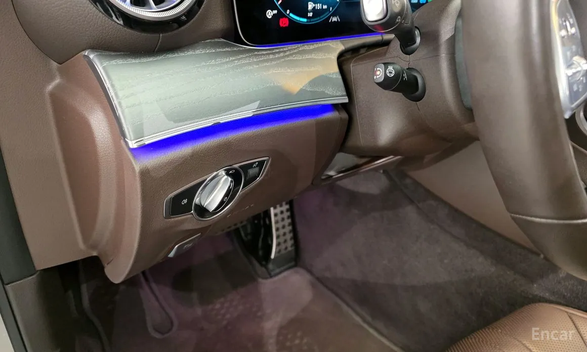 Фото 15 - Mercedes-Benz CLS-Class