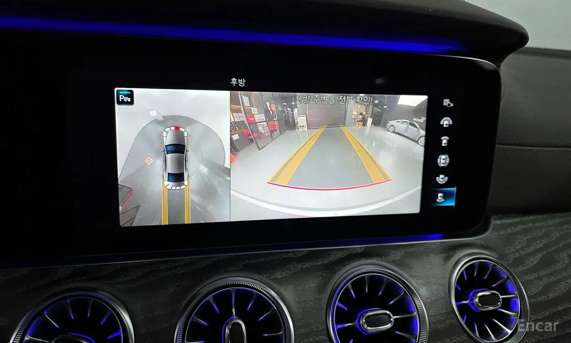 Фото 17 - Mercedes-Benz CLS-Class