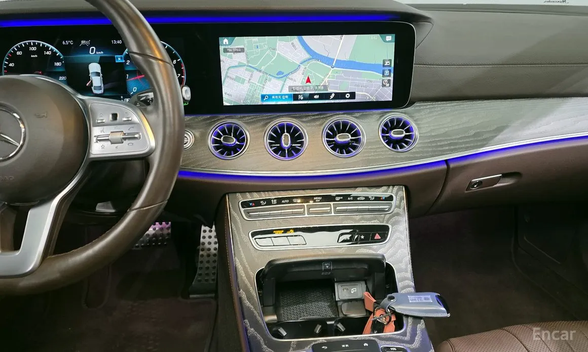 Фото 19 - Mercedes-Benz CLS-Class