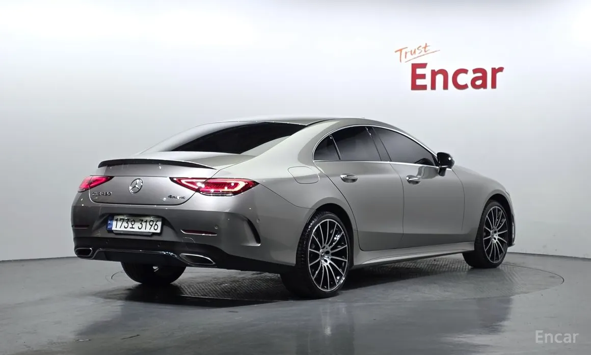 Фото 2 - Mercedes-Benz CLS-Class