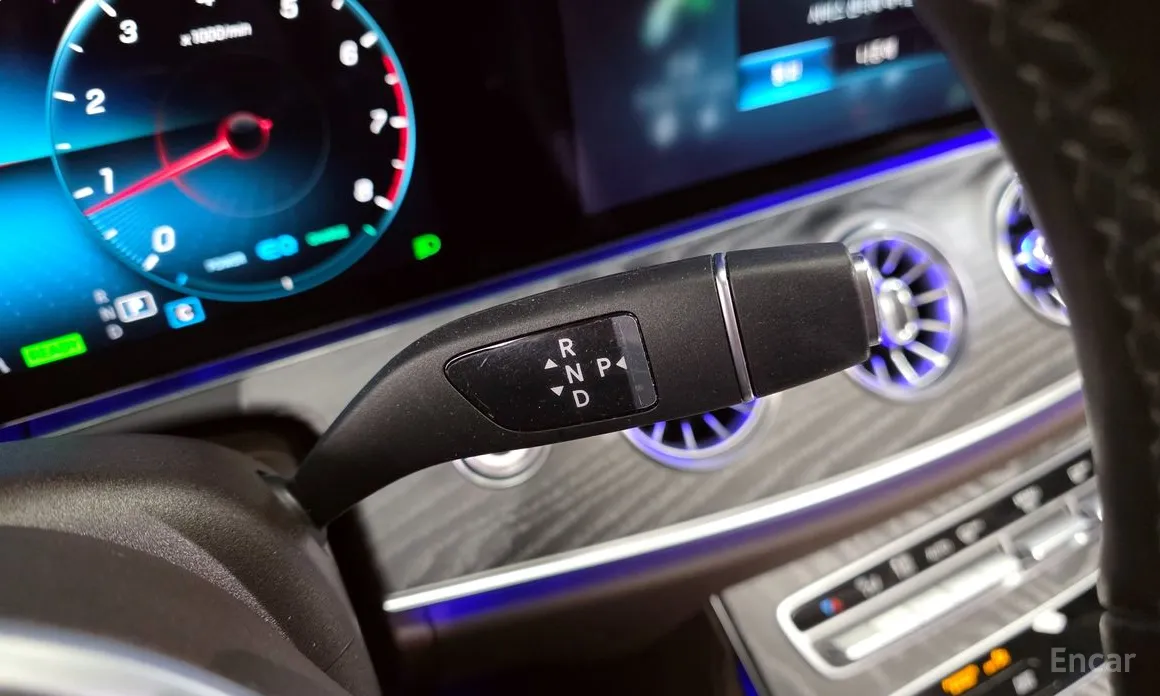 Фото 9 - Mercedes-Benz CLS-Class