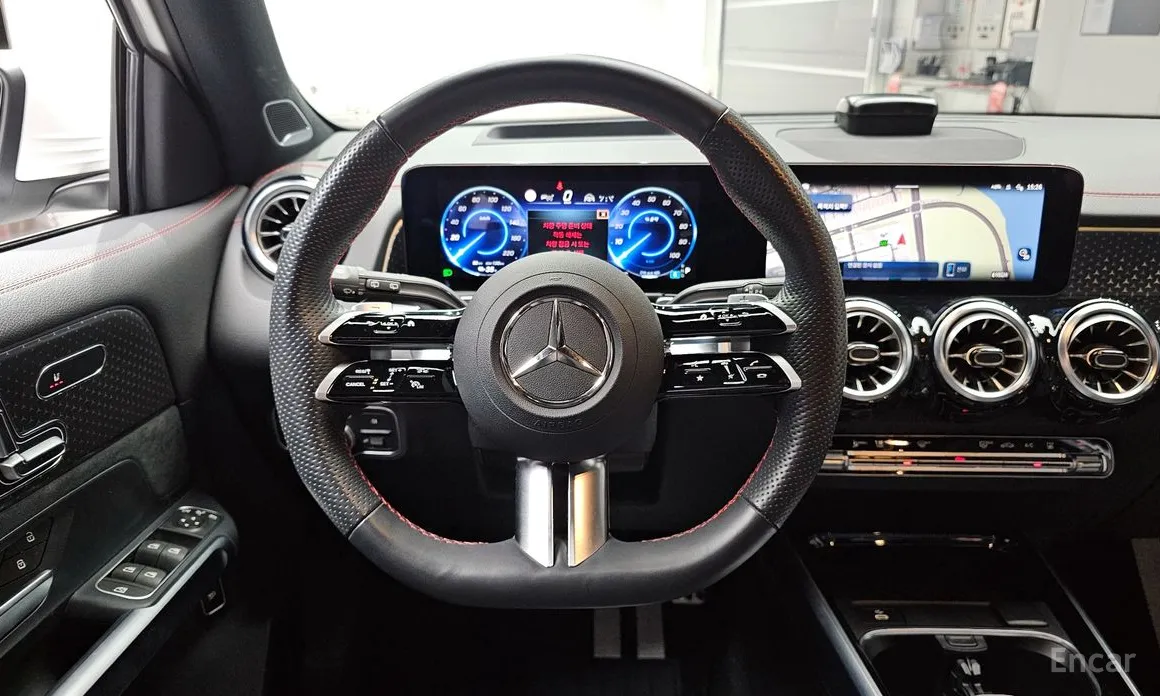 Фото 13 - Mercedes-Benz EQB