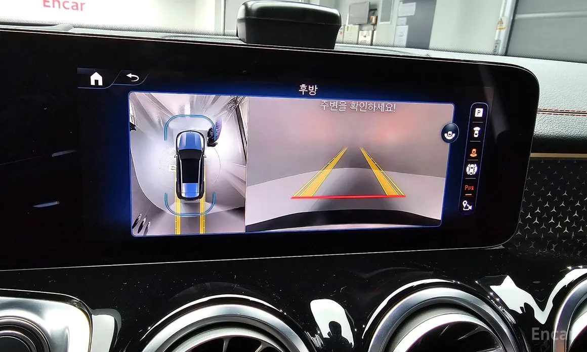 Фото 16 - Mercedes-Benz EQB