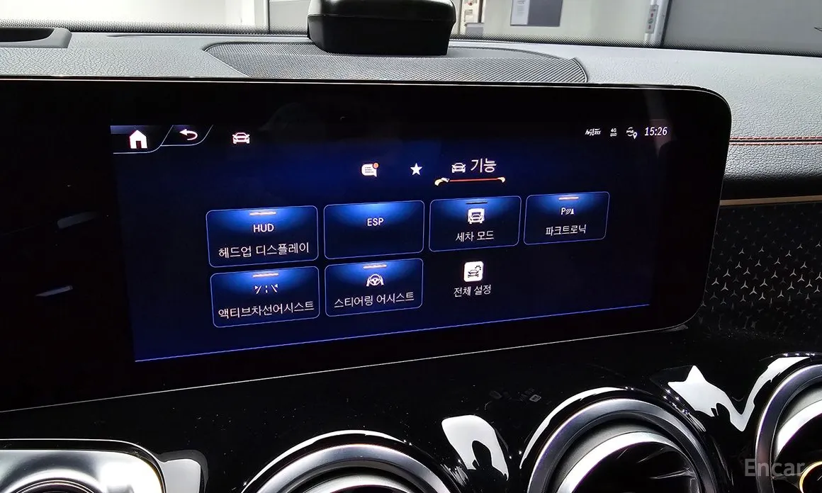 Фото 17 - Mercedes-Benz EQB