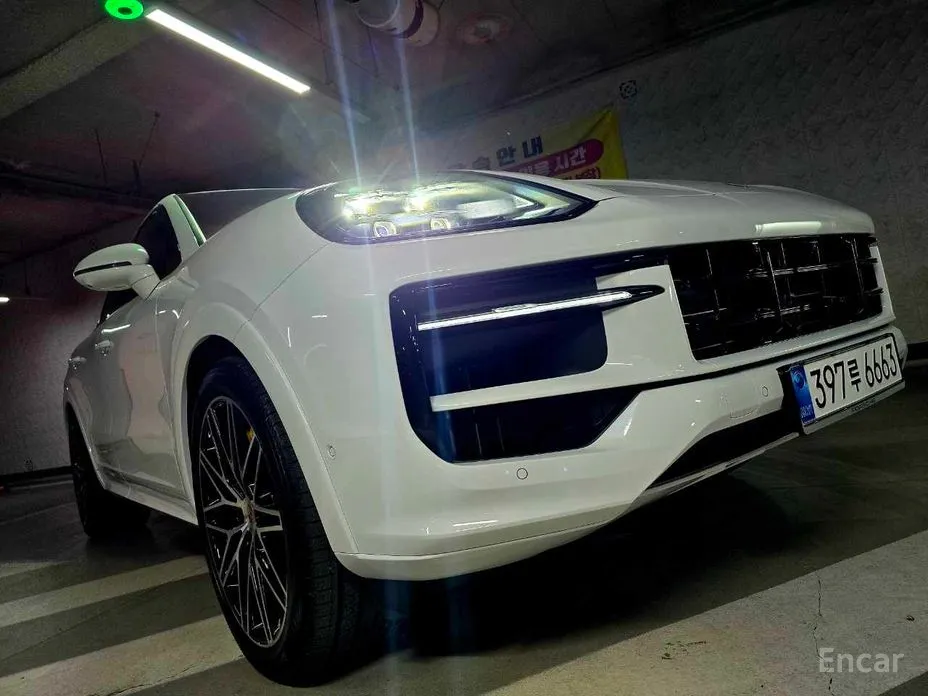 Фото 16 - Porsche Cayenne