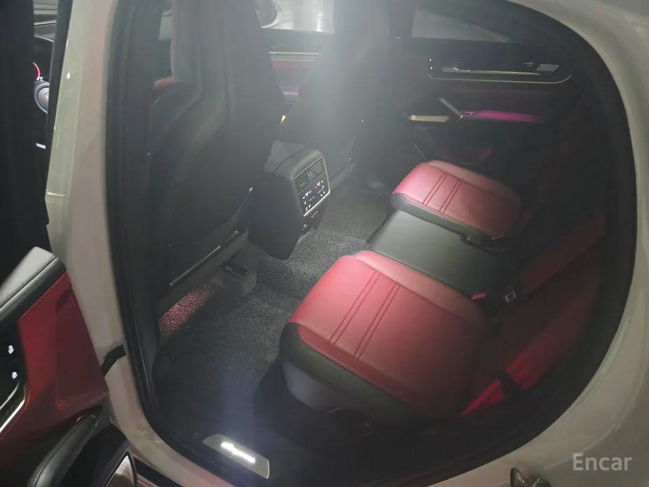 Фото 9 - Porsche Cayenne