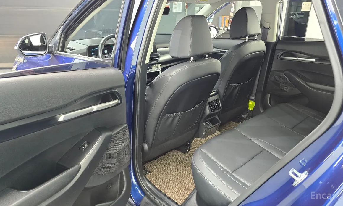 Фото 11 - Kia Seltos