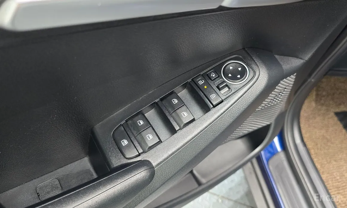 Фото 14 - Kia Seltos