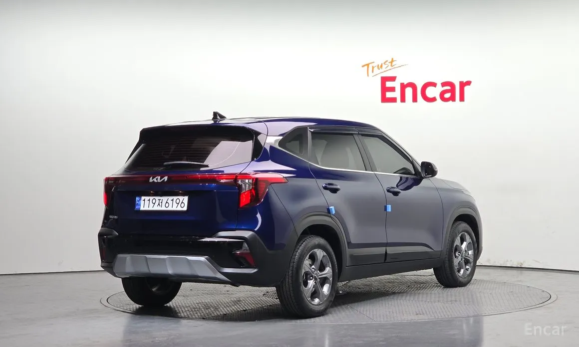 Фото 2 - Kia Seltos