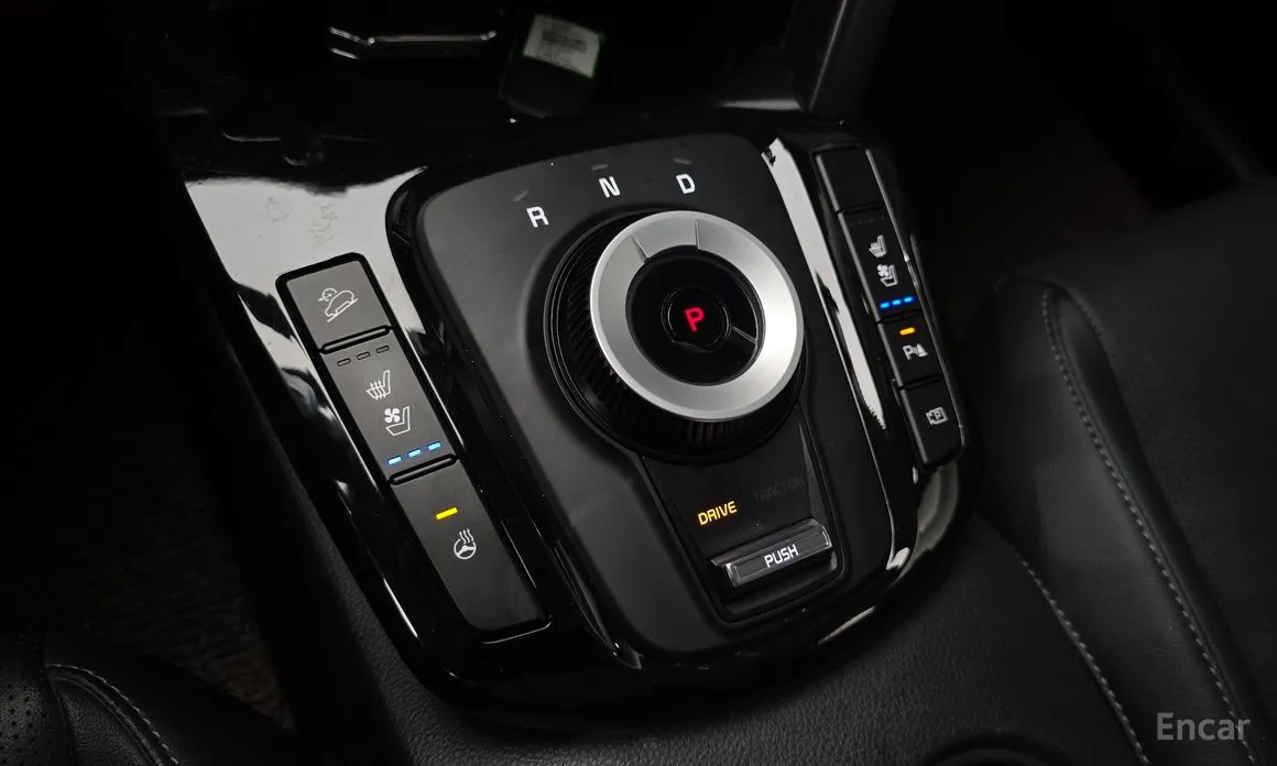 Фото 9 - Kia Seltos