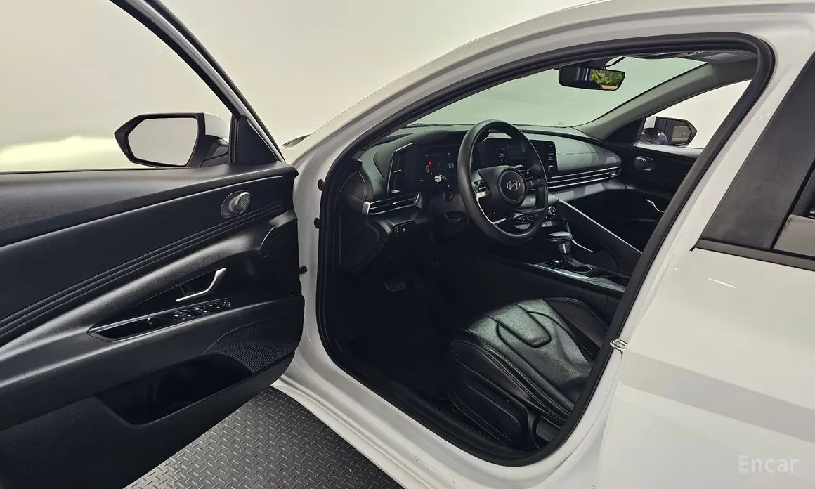 Фото 10 - Hyundai Avante