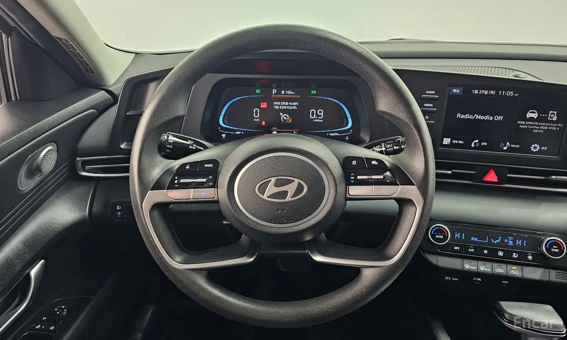 Фото 13 - Hyundai Avante