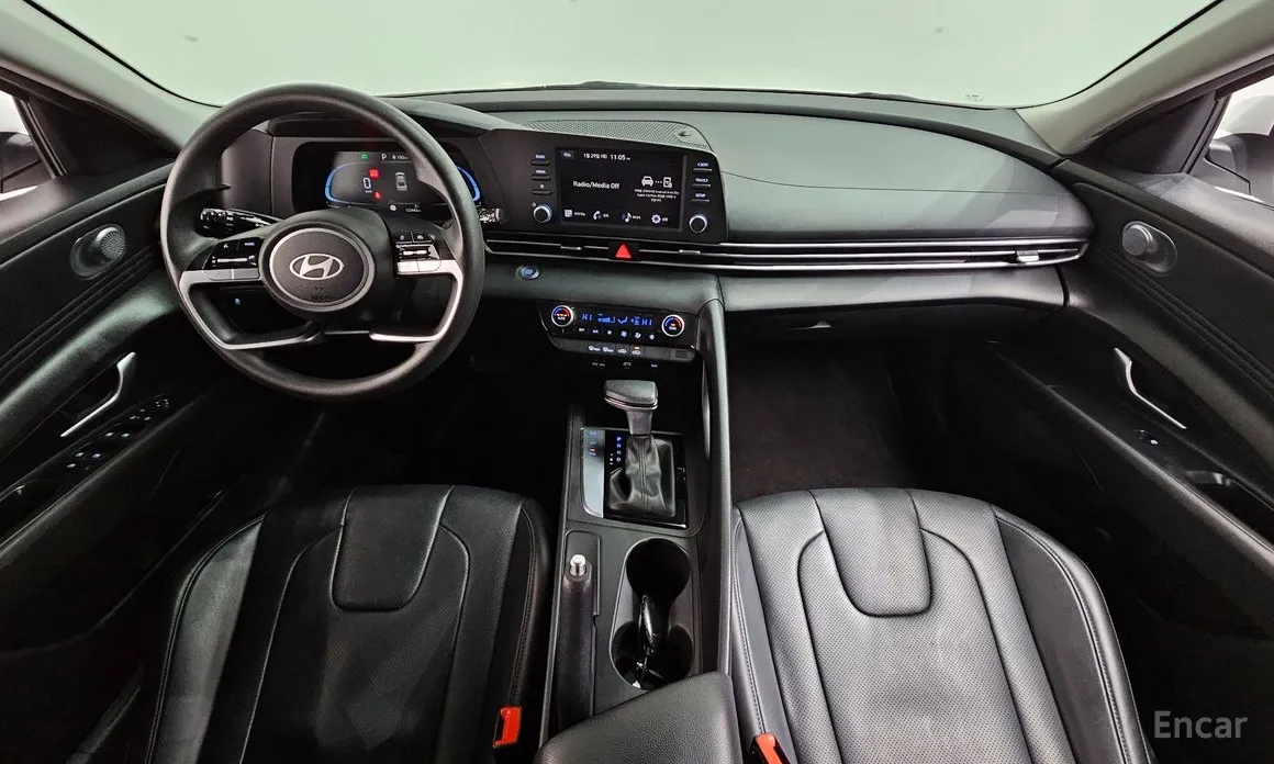 Фото 7 - Hyundai Avante