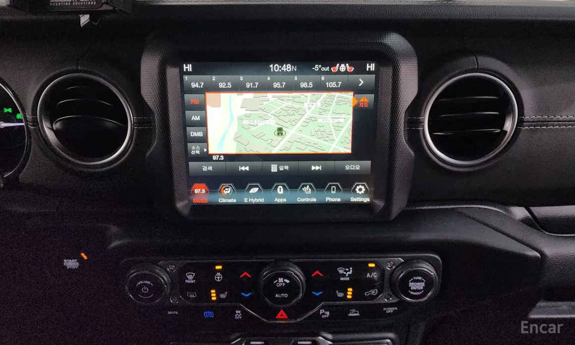 Фото 15 - Jeep Wrangler