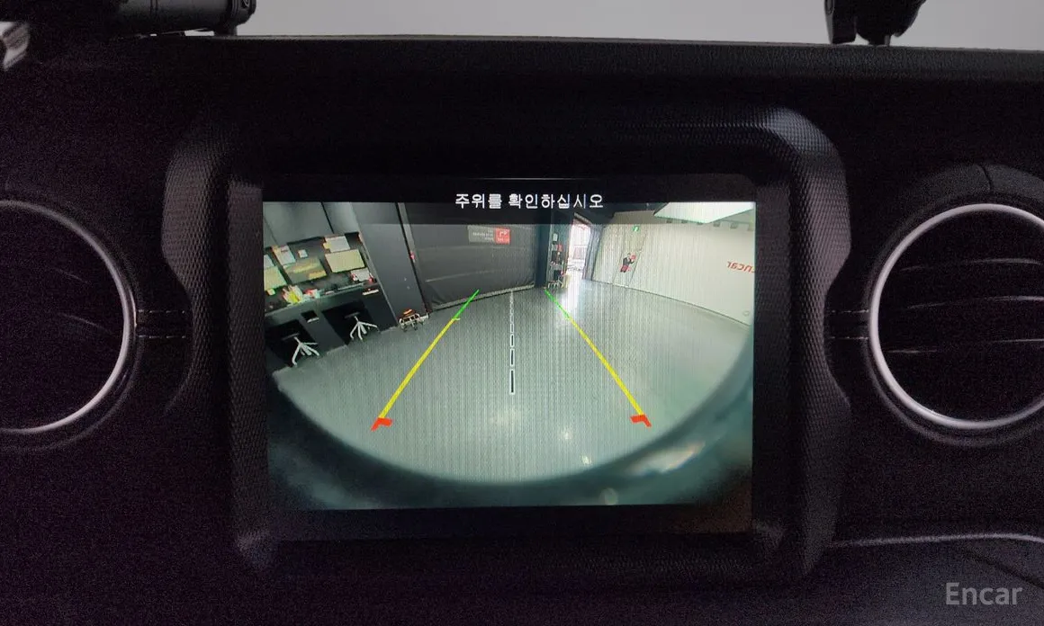 Фото 16 - Jeep Wrangler