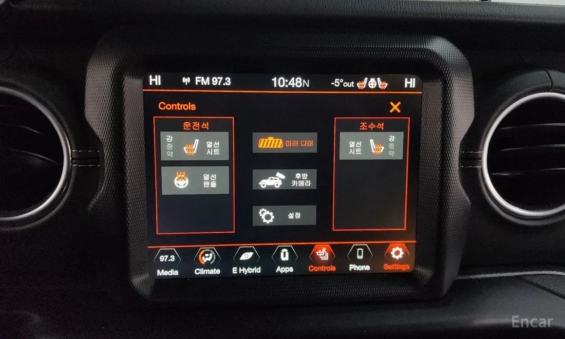 Фото 17 - Jeep Wrangler