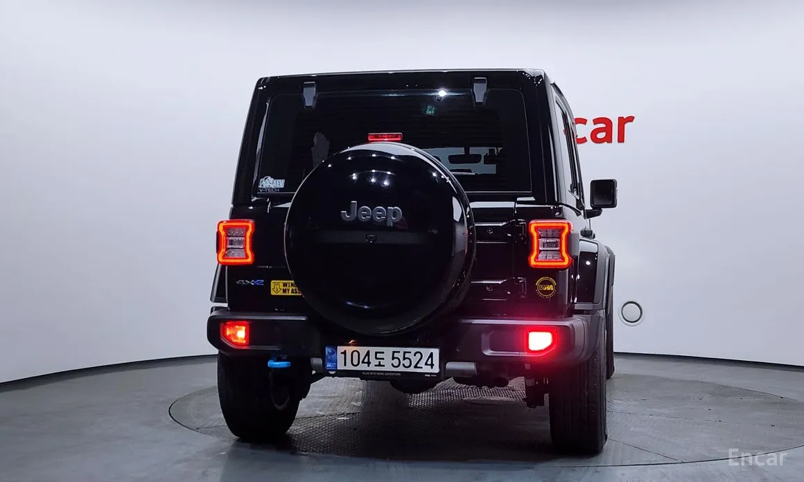 Фото 4 - Jeep Wrangler