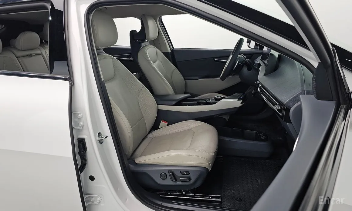 Фото 10 - Kia EV6