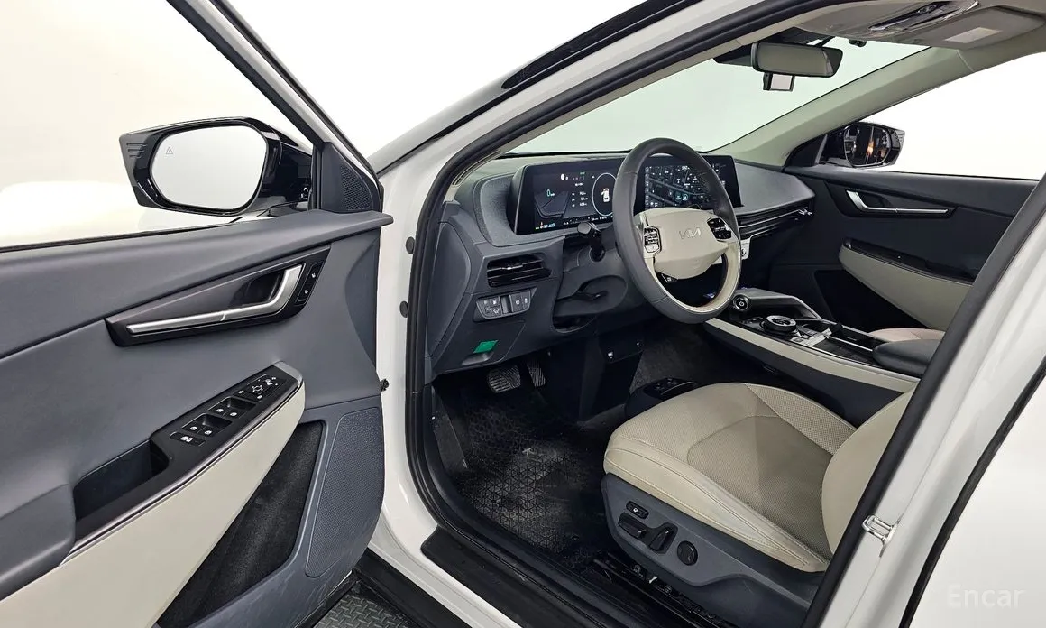 Фото 12 - Kia EV6