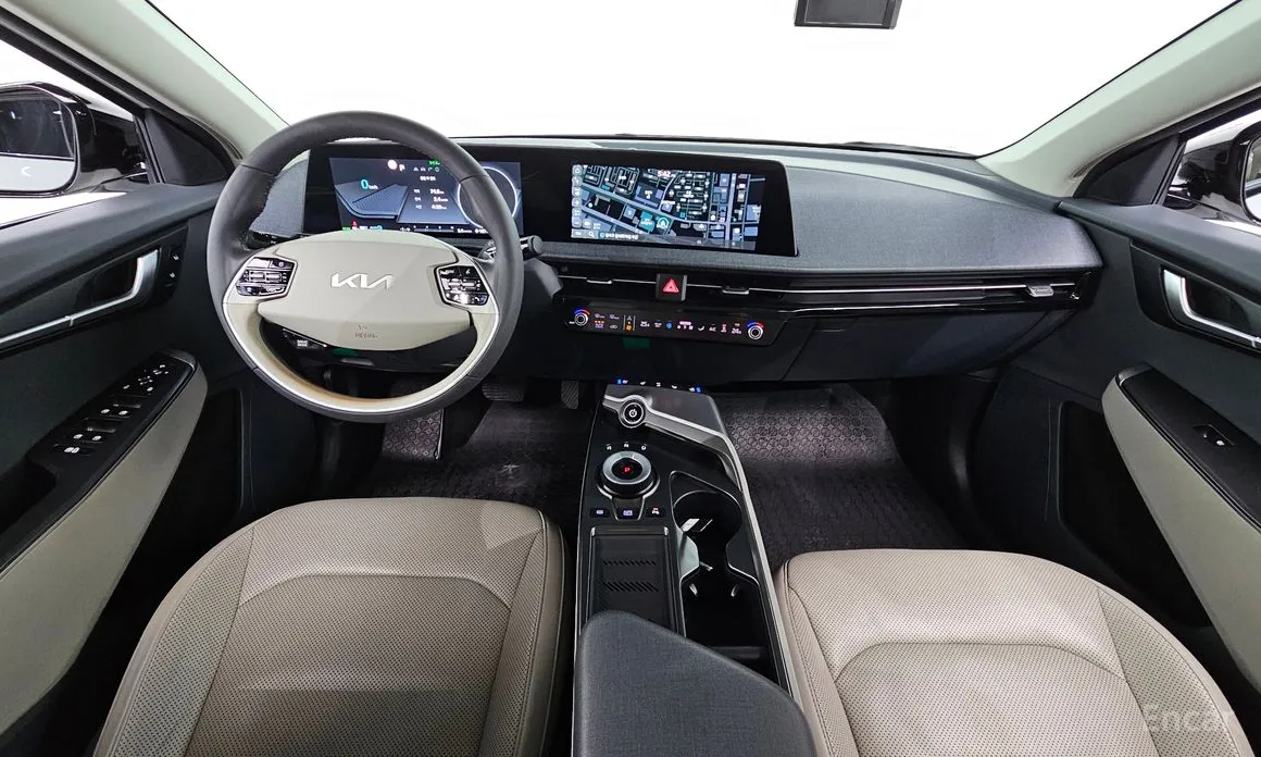 Фото 7 - Kia EV6