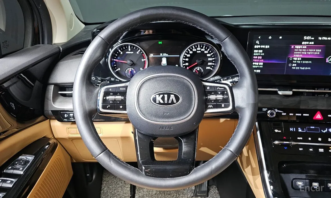 Фото 15 - Kia Carnival