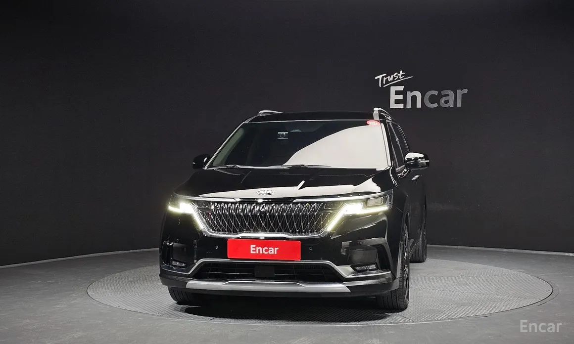 Фото 3 - Kia Carnival