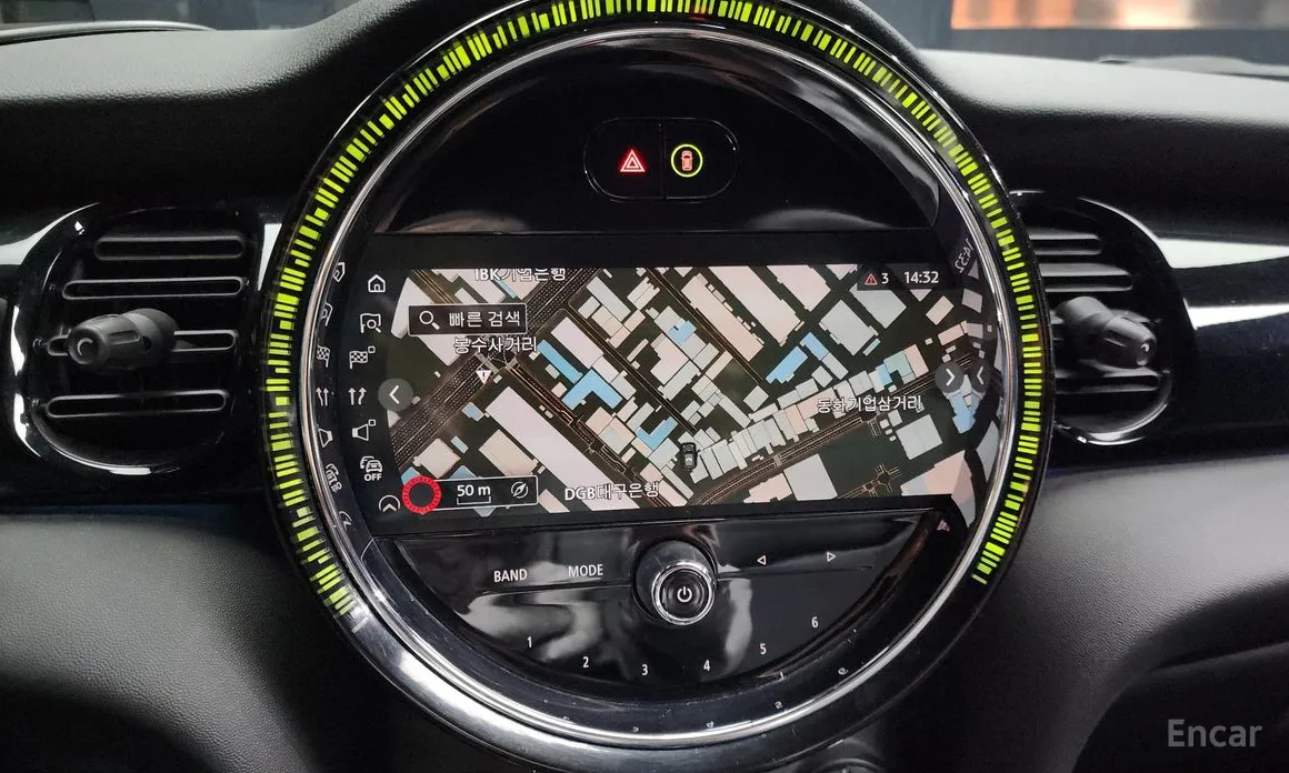 Фото 15 - Mini Cooper Convertible