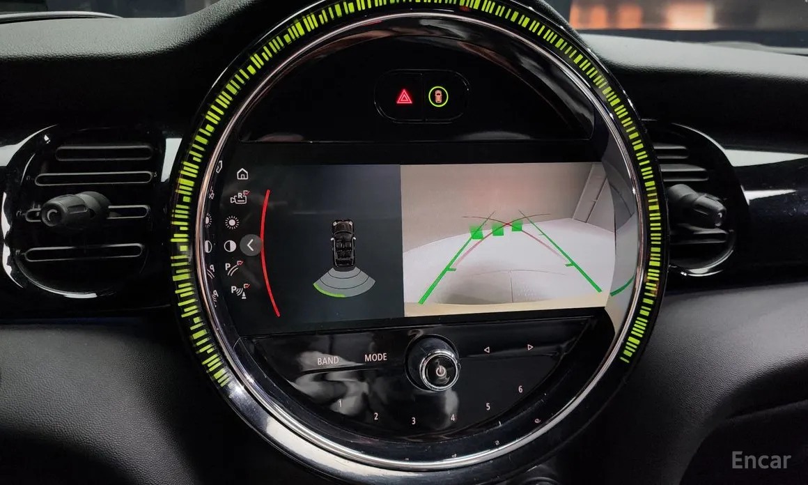 Фото 16 - Mini Cooper Convertible