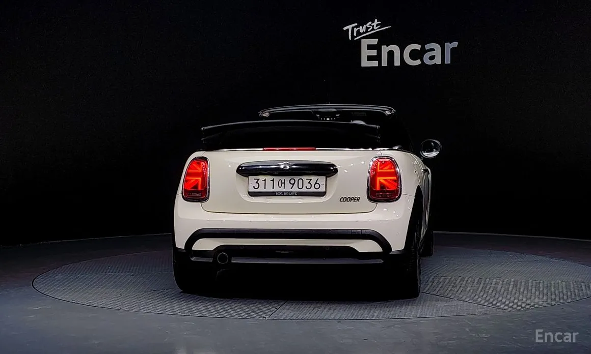 Фото 4 - Mini Cooper Convertible