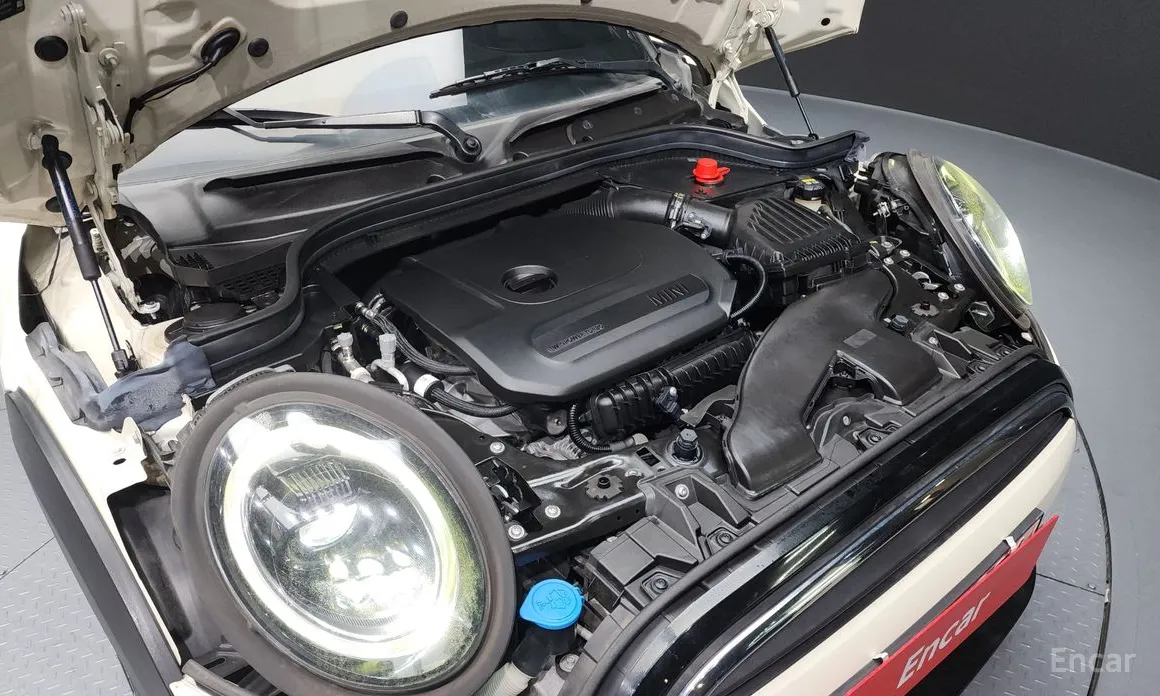 Фото 6 - Mini Cooper Convertible