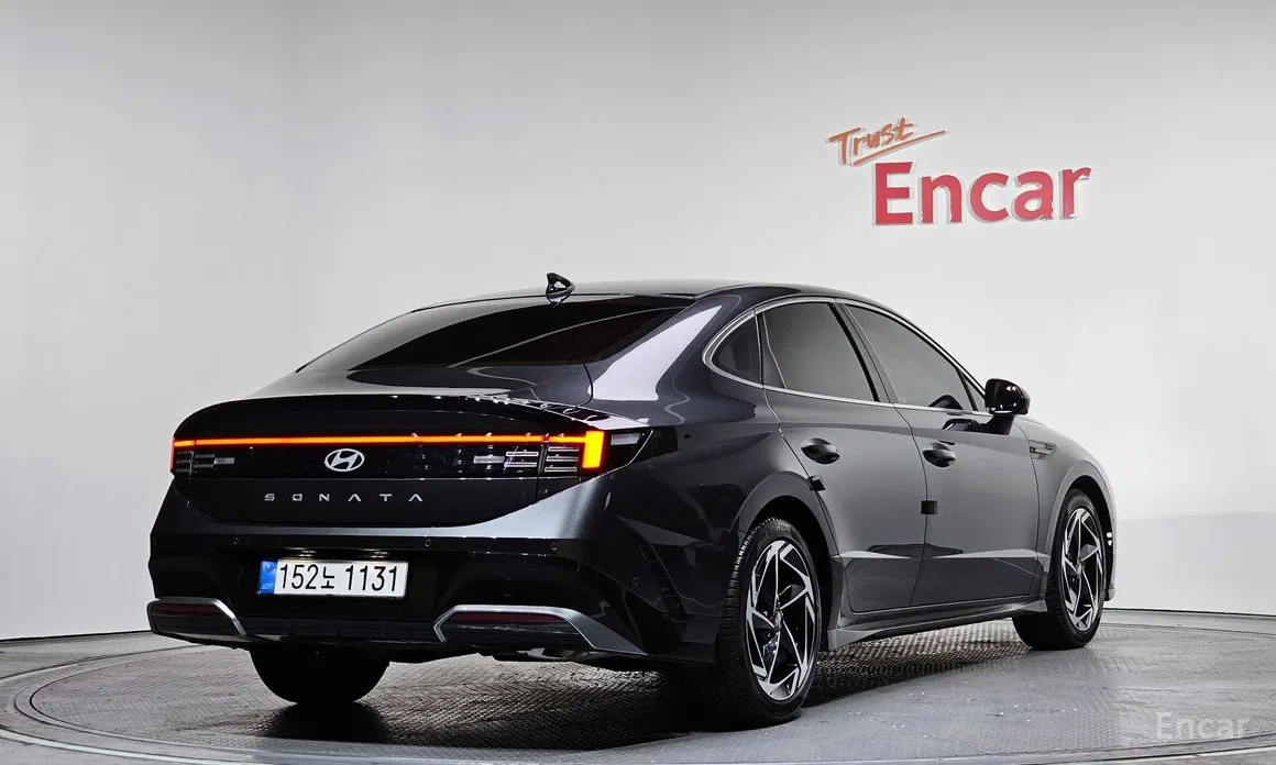 Фото 2 - Hyundai Sonata