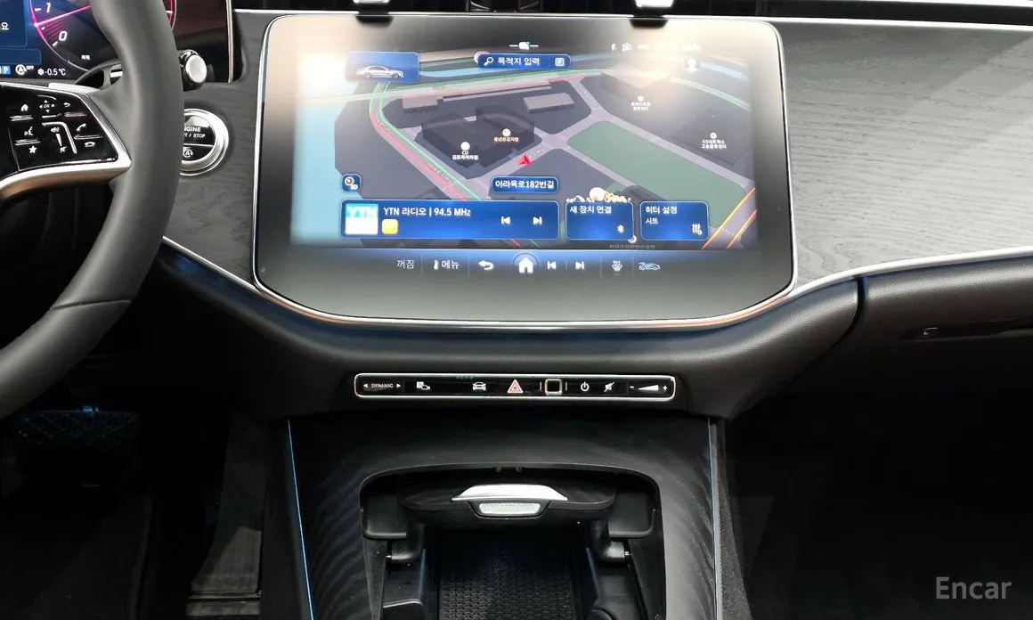 Фото 14 - Mercedes-Benz E-Class