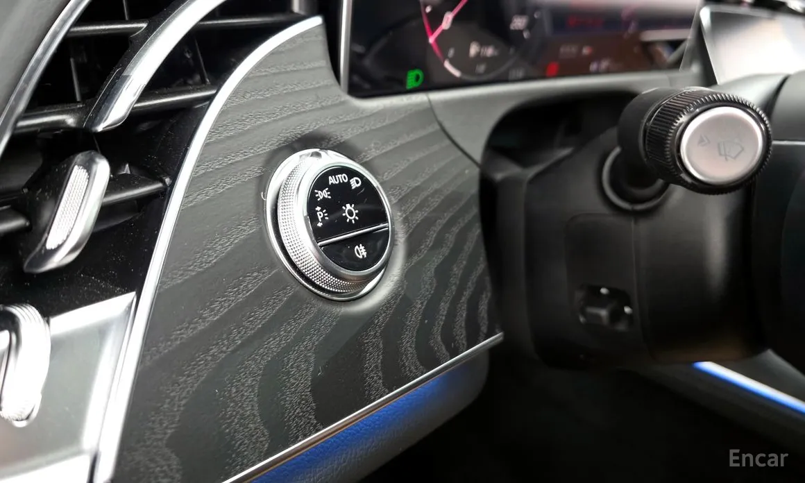 Фото 18 - Mercedes-Benz E-Class