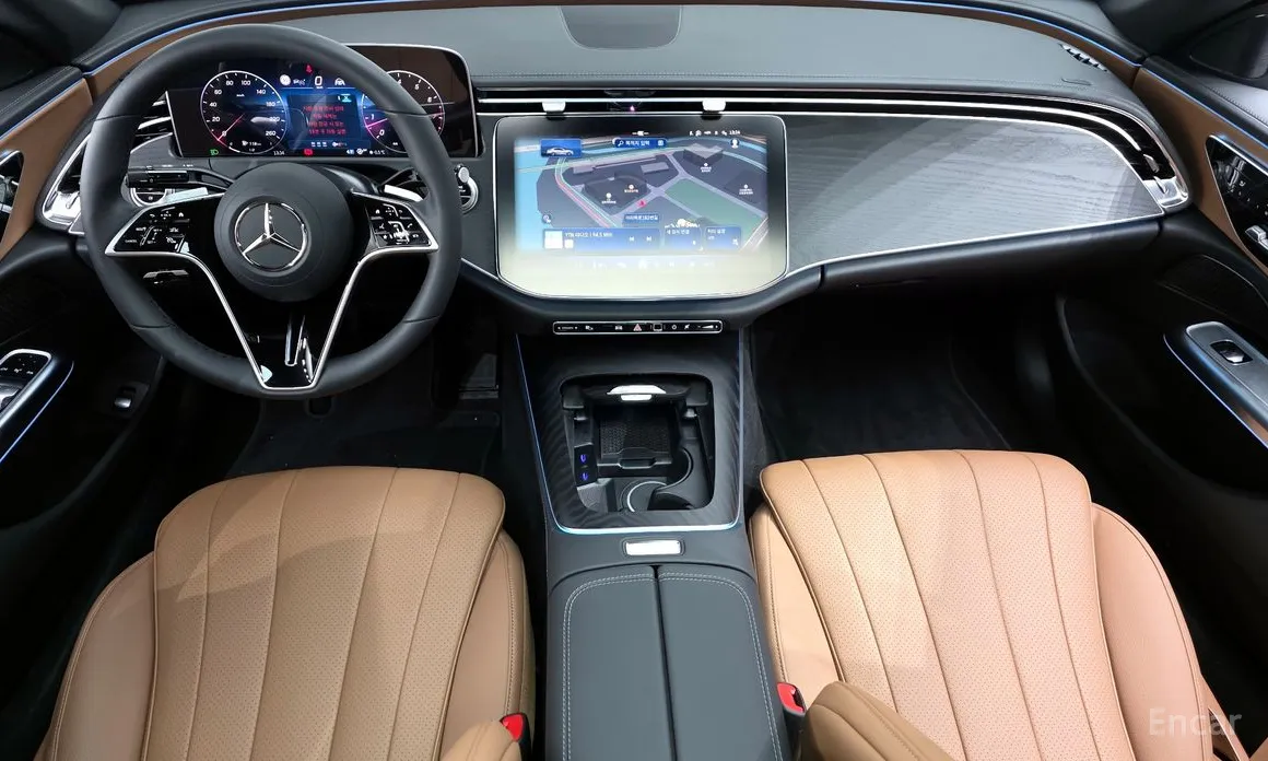 Фото 7 - Mercedes-Benz E-Class