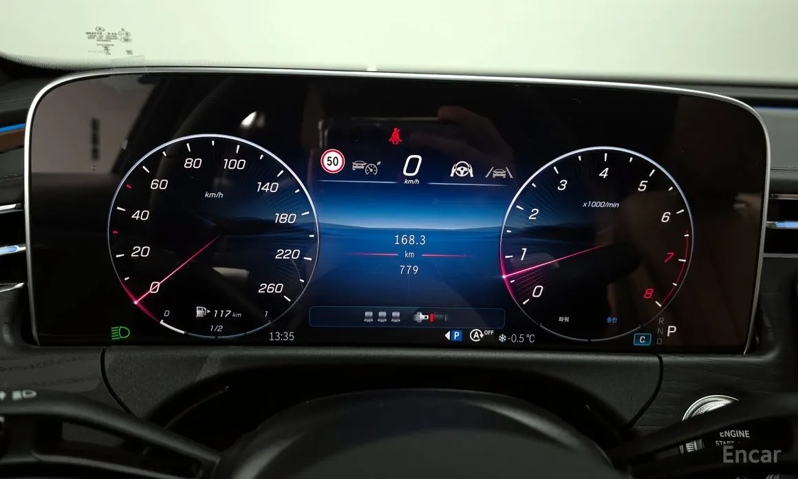 Фото 8 - Mercedes-Benz E-Class