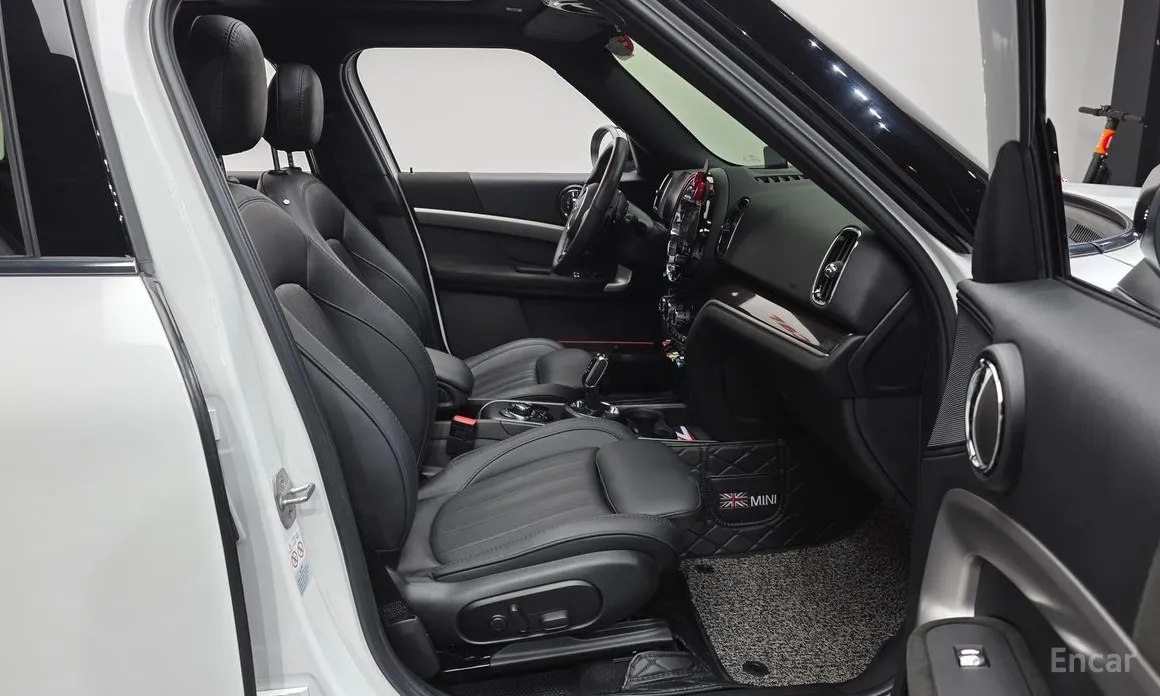 Photo 10 - Mini Countryman