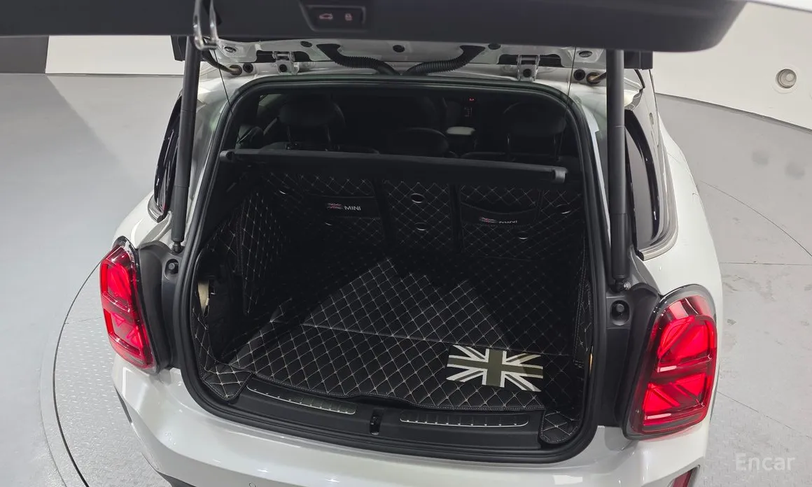 Photo 20 - Mini Countryman