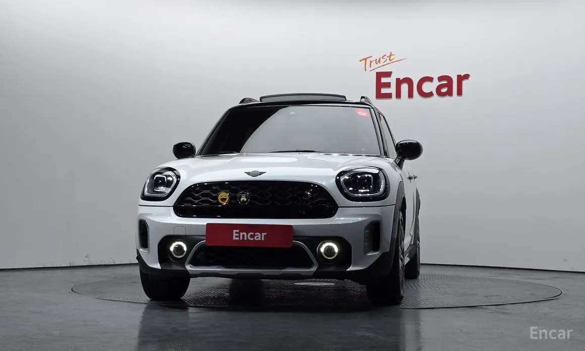 Photo 3 - Mini Countryman