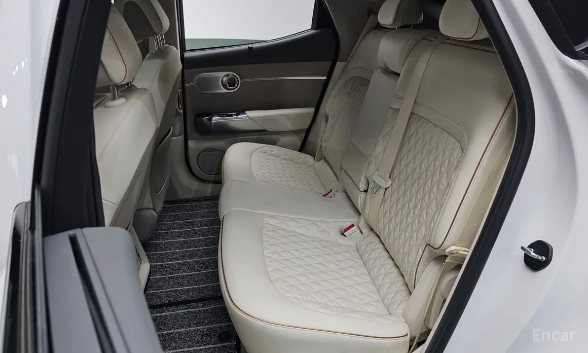 Фото 13 - Genesis GV60