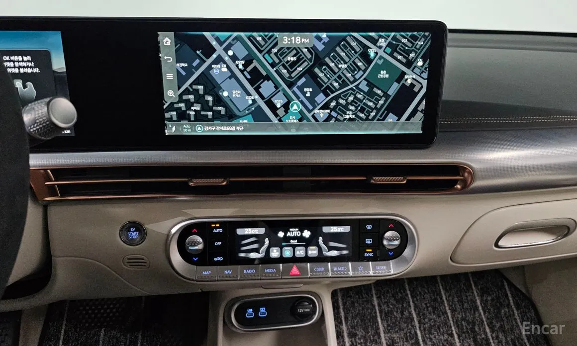 Фото 15 - Genesis GV60