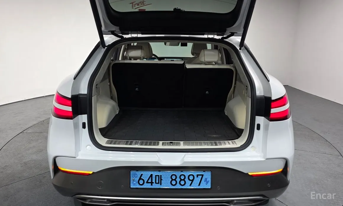 Фото 21 - Genesis GV60